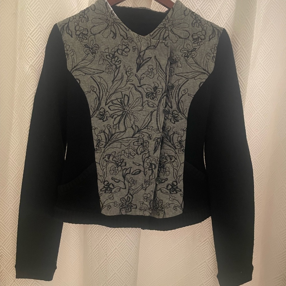 Anthropologie‎ Knitted & Knotted Gray Black Embroidered Blazer Jacket Small